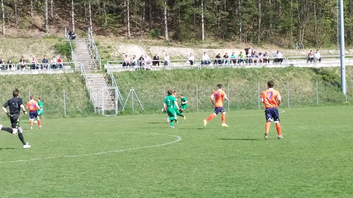 Fc Gherdeina vince difficilissima partita casalinga contro il Genesio e resta in testa alla classifica