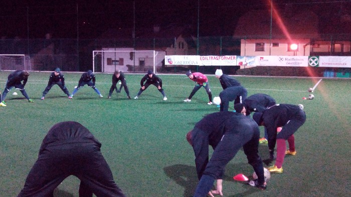 Die ladiner gewinnen in Bozen gegen die Mannschaft Excelsior la strada mit 11/0