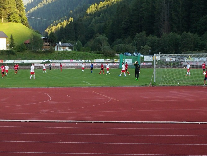 Fc gherdeina pareggia l'andata di coppa di provincia contro il Chiusa per 1-1 Fc gherdeina pareggia l'andata di coppa di provincia contro il Chiusa per 1-1