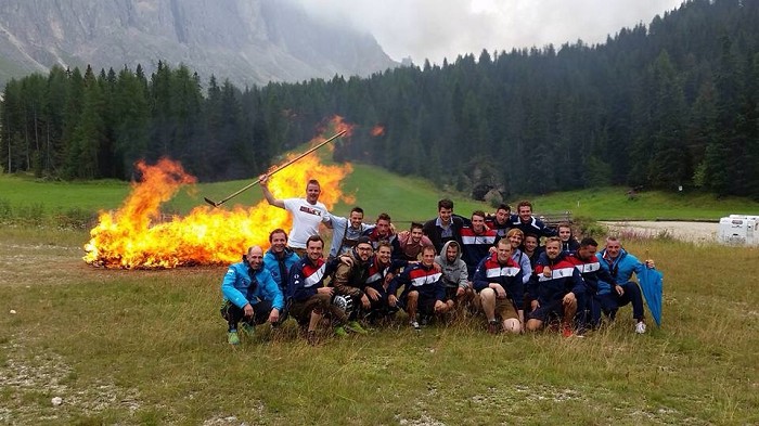 Es geht nicht ums Wissen, es geht ums TUN! Die Jungs des Fc Gherdeina, überwinden ihre Angst 