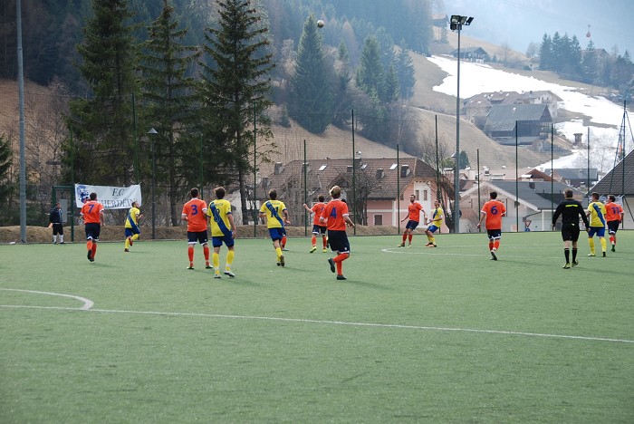 Der Fc Groeden gewinnt in Stange vor 250 Zuschauer mit 2-1,Demetz Philipp und Cecere Gianluca Torschuetzen fuer die Ladiner