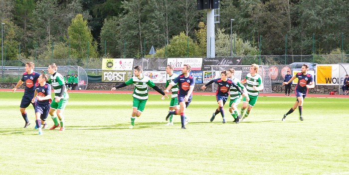 1:0 Heimsieg und alleinige Tabellenführung